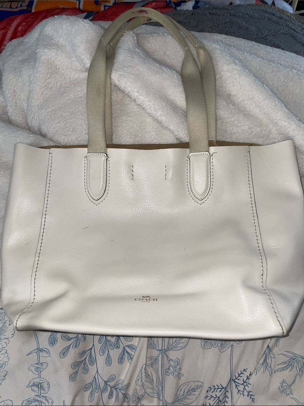 Coach White Leather Derby Tote Bag - Elegant Everyday Carry